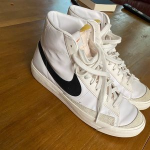 Nike Mid Blazer